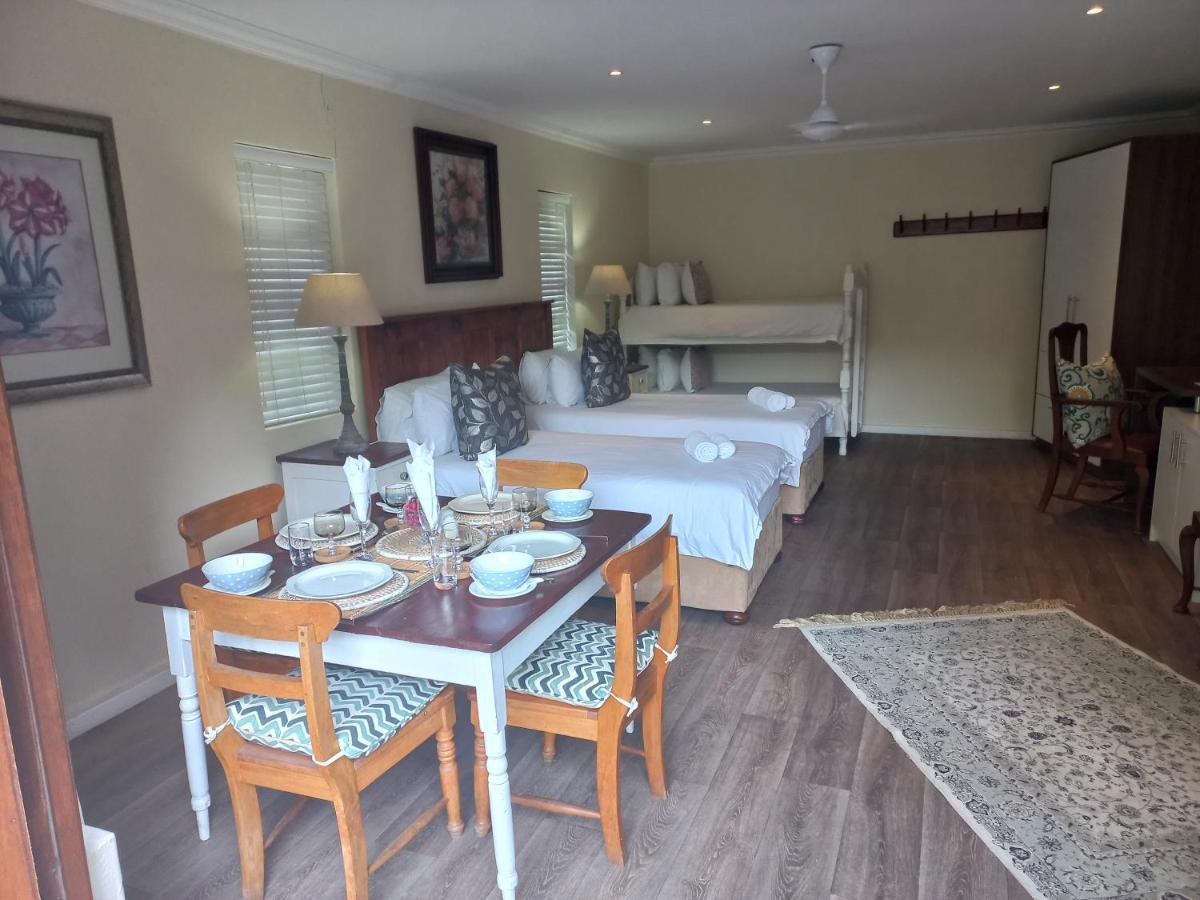 Woodleigh Guest Lodge East London Εξωτερικό φωτογραφία